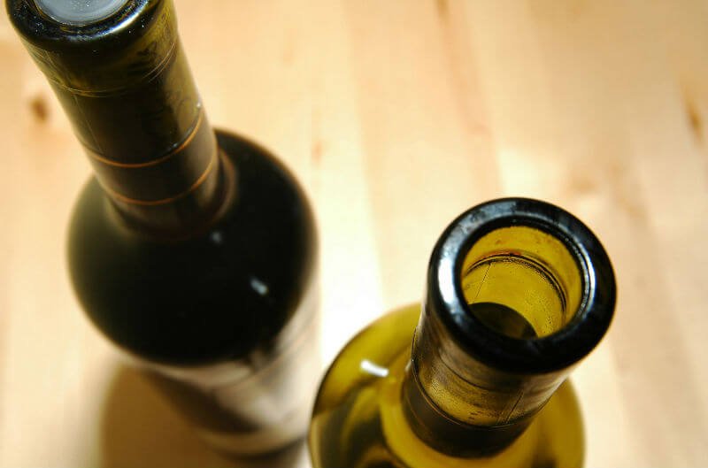 Como Abrir Uma Garrafa De Vinho E Espumante Corretamente Aprenda De