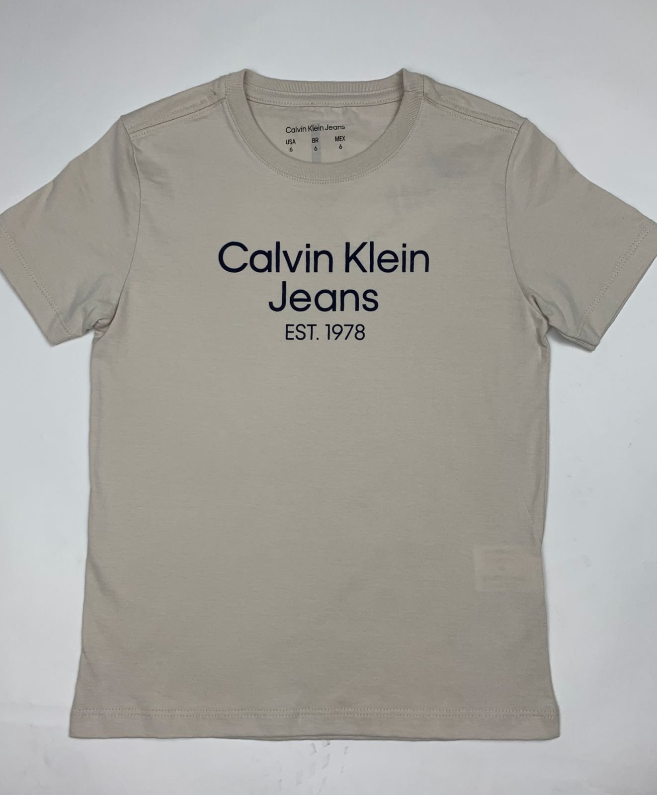 Blusa Calvin Klein (6 anos)