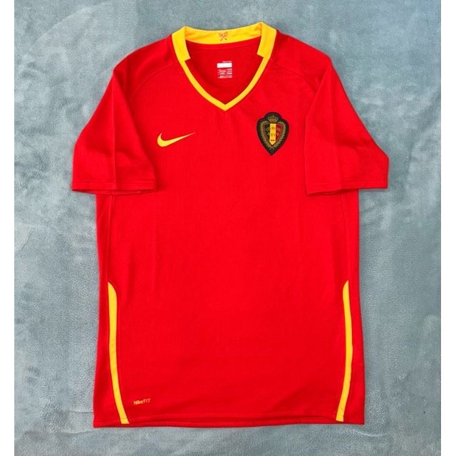 Lanzamiento de la camiseta visitante del Standard de Lieja 24-25 - Footy Headlines ES Lanzamiento de la camiseta visitante del Standard de Lieja 24-25 - Footy Headlines ES