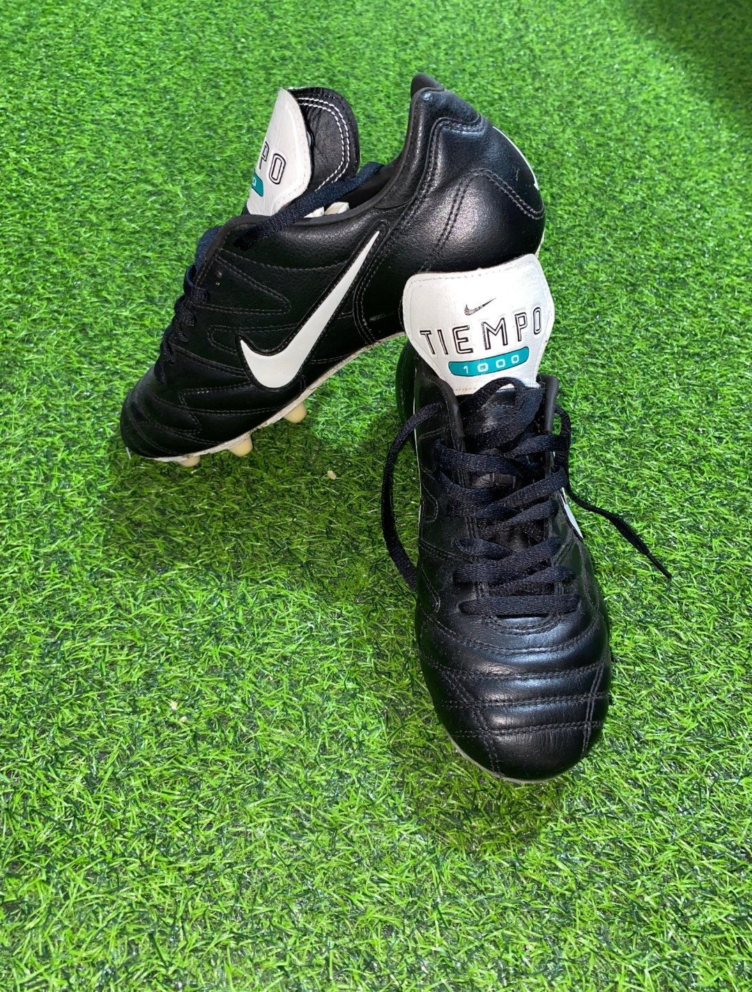 Chuteira Nike Tiempo 1000- Anos 90 | Mania de Camisa & Futebol