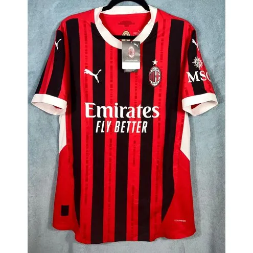 Camisa do Milan Jogador 2024/25- Home