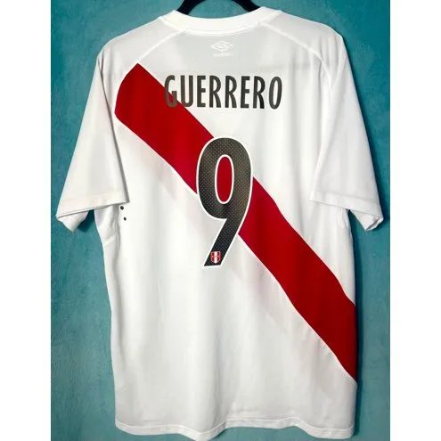 Camisa da Seleção do Peru 2014/15 Home- Guerrero