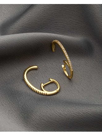 Brinco Ear Hook Fino Cravejado Folheada a Ouro 18K