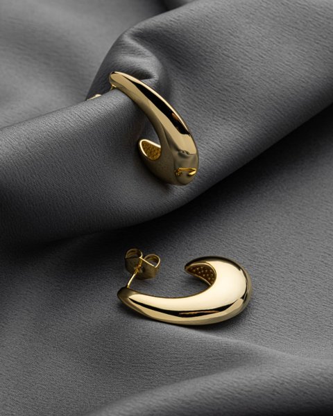 Brinco Meia Argola Anzol Bold Folheado a Ouro 18K, foto 1