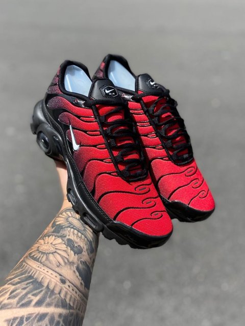 Tênis nike air max plus masculino preto 2025