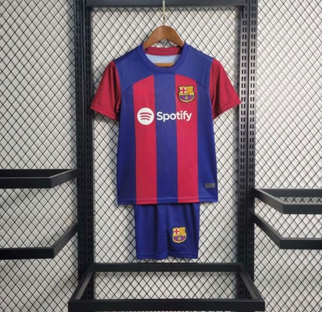 Burberry barcelona uniformes deals
