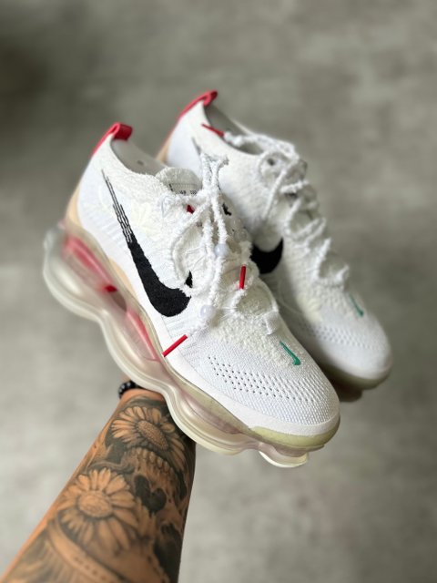 Vapormax flyknit deals cny