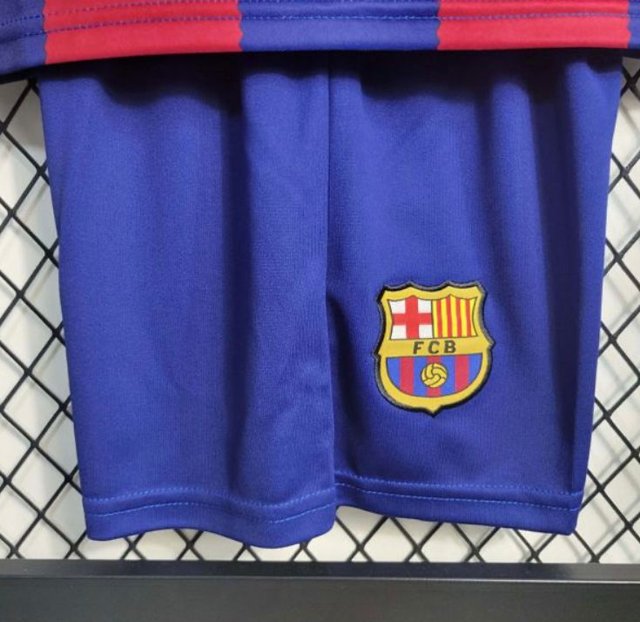 Burberry 2024 barcelona uniformes