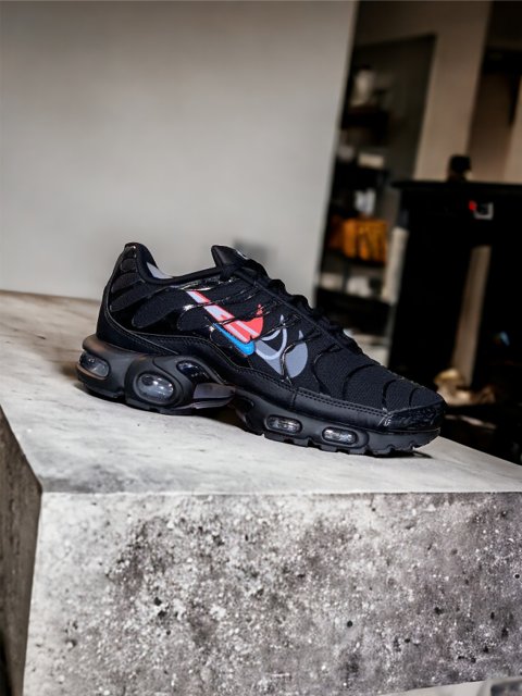 Tenis Nike Air Max Plus TN 1 Importado Cod E4C9145 WF GRIFES E SURF