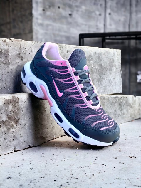 Wmns air max shops plus se