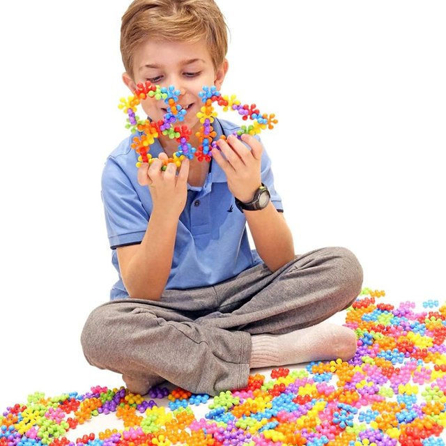 Brinquedo Montar Plukt Estrelas Educativo Infantil 100 Peças