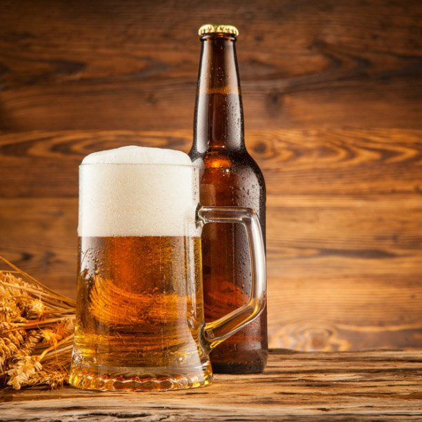 Saiba as diferenças entre cerveja artesanal e industrializada
