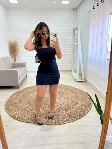 Vestido sales canelado curto