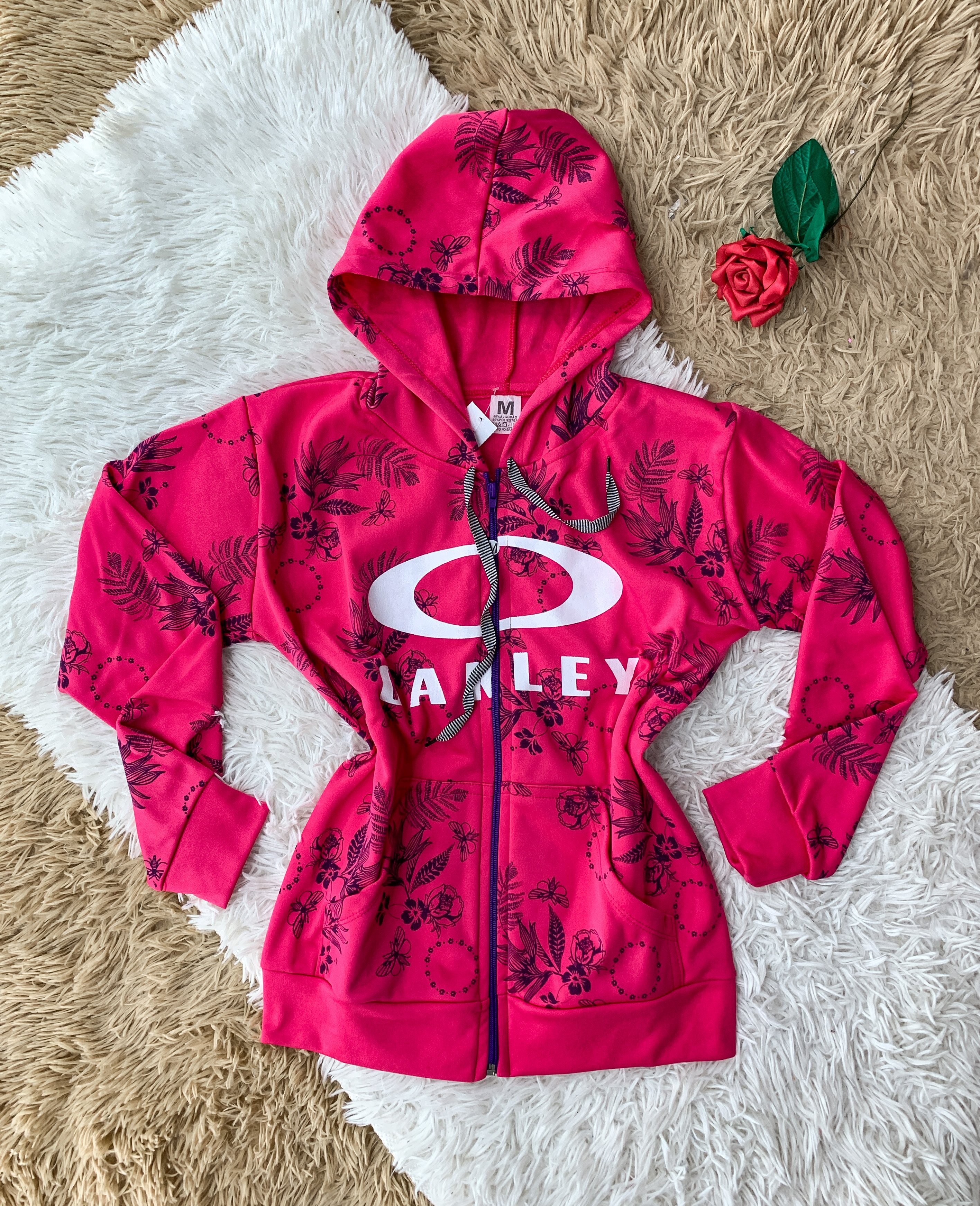 De Frio Conjunto Moletom Feminino Oakley Moletom Feminino Oakley - Main Image