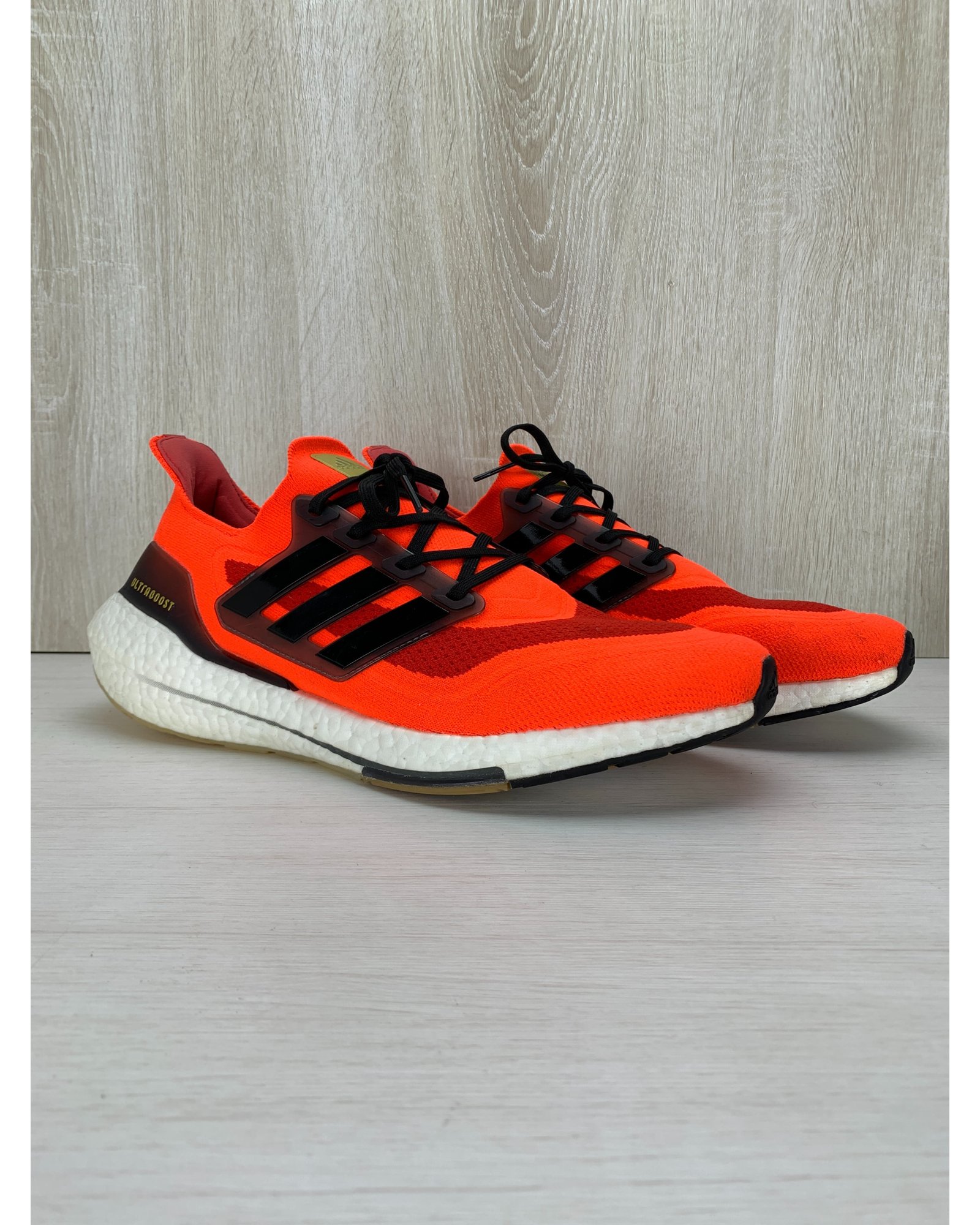 adidas gazelle silver green womens Adidas Men's Ultra Boost Running Shoes - Size 8.5 - Pre-owned main image 0