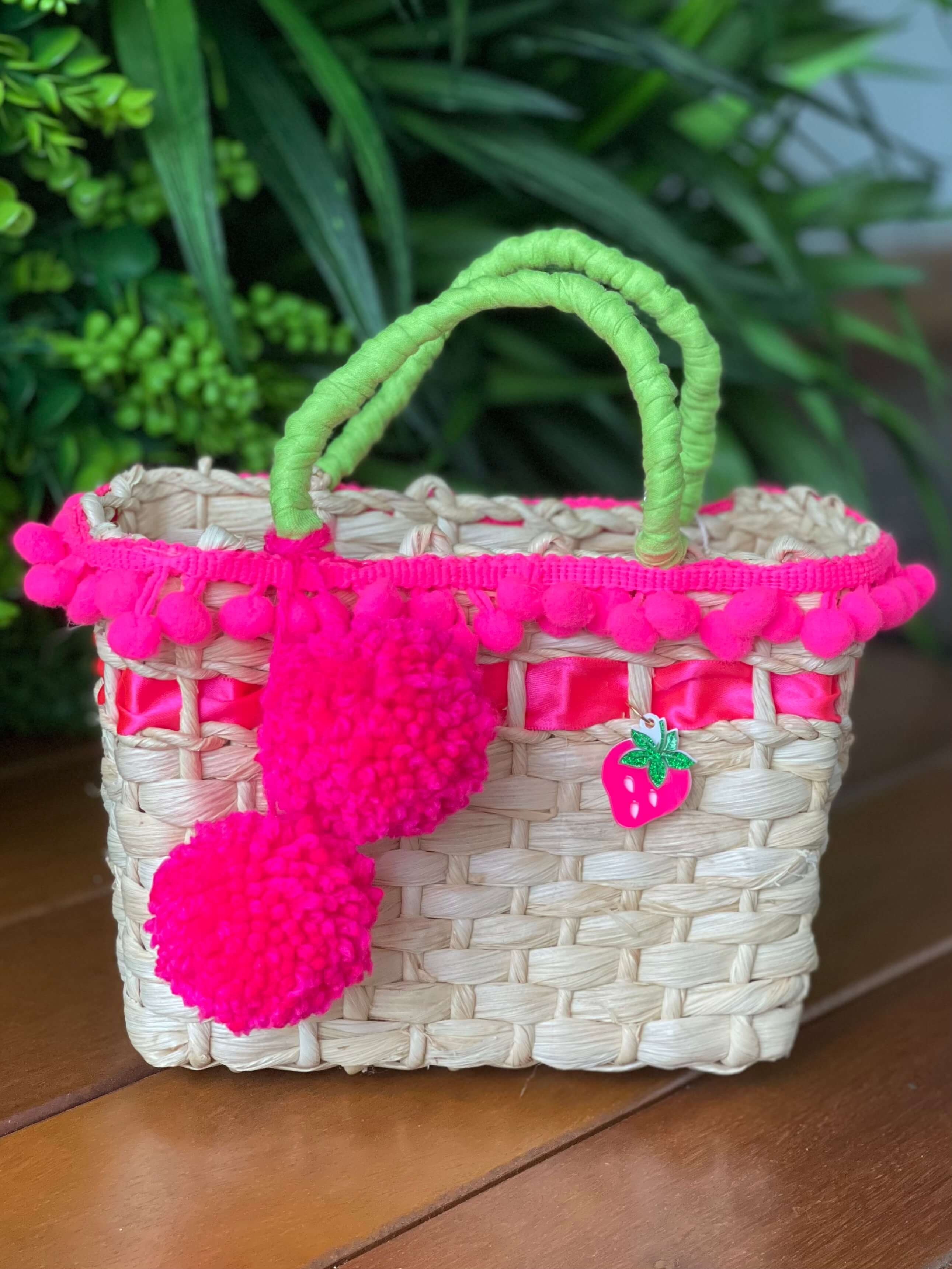 pink wicker bolsa