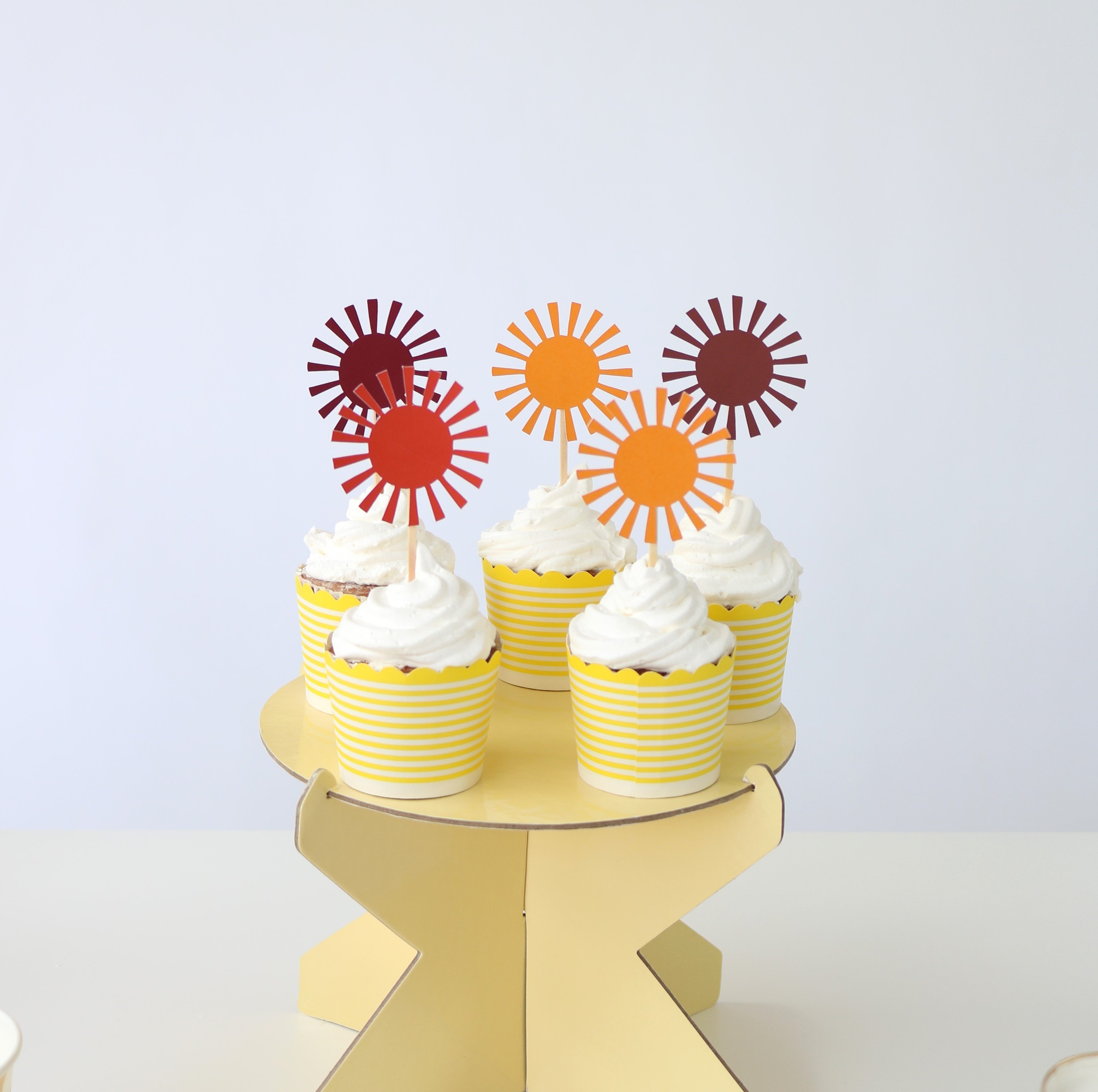 - Topos para Cupcake - Raio de Sol | 🎉 OPA Festas | Decoração Criativa ...