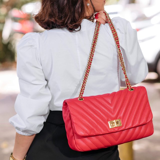 chanel red chevron bolsa