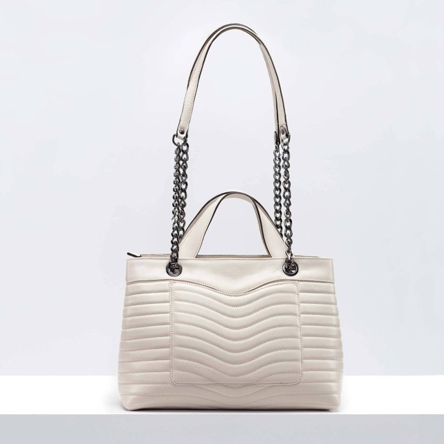 white handle bolsa