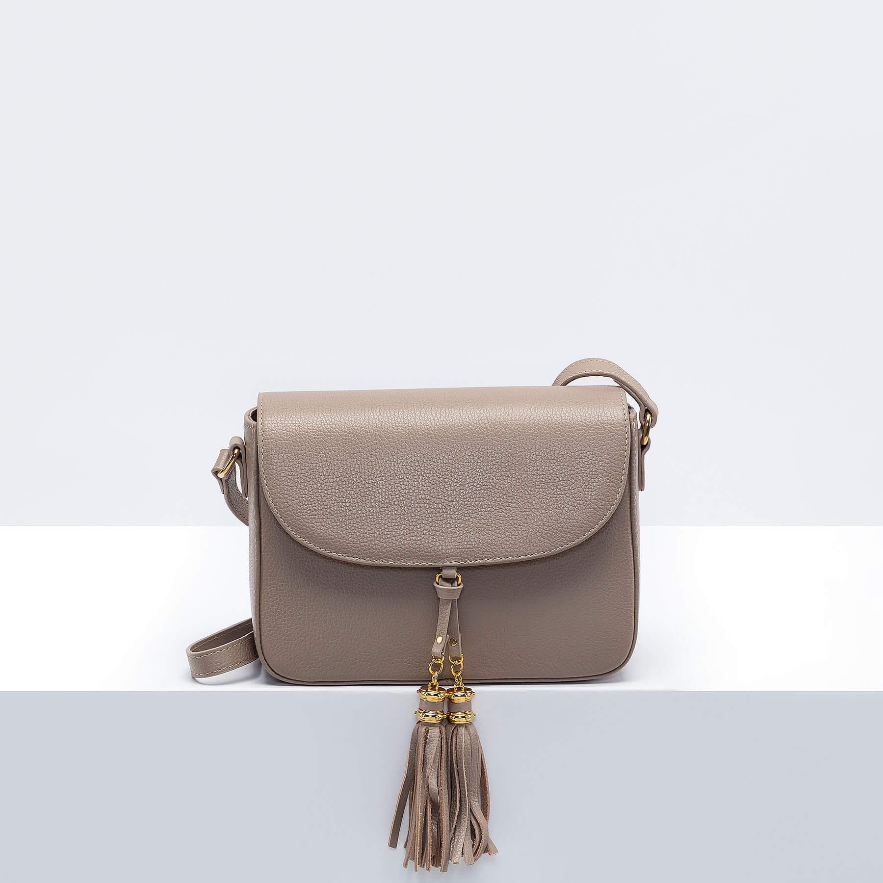Bolsas fendi site oficial Clearance