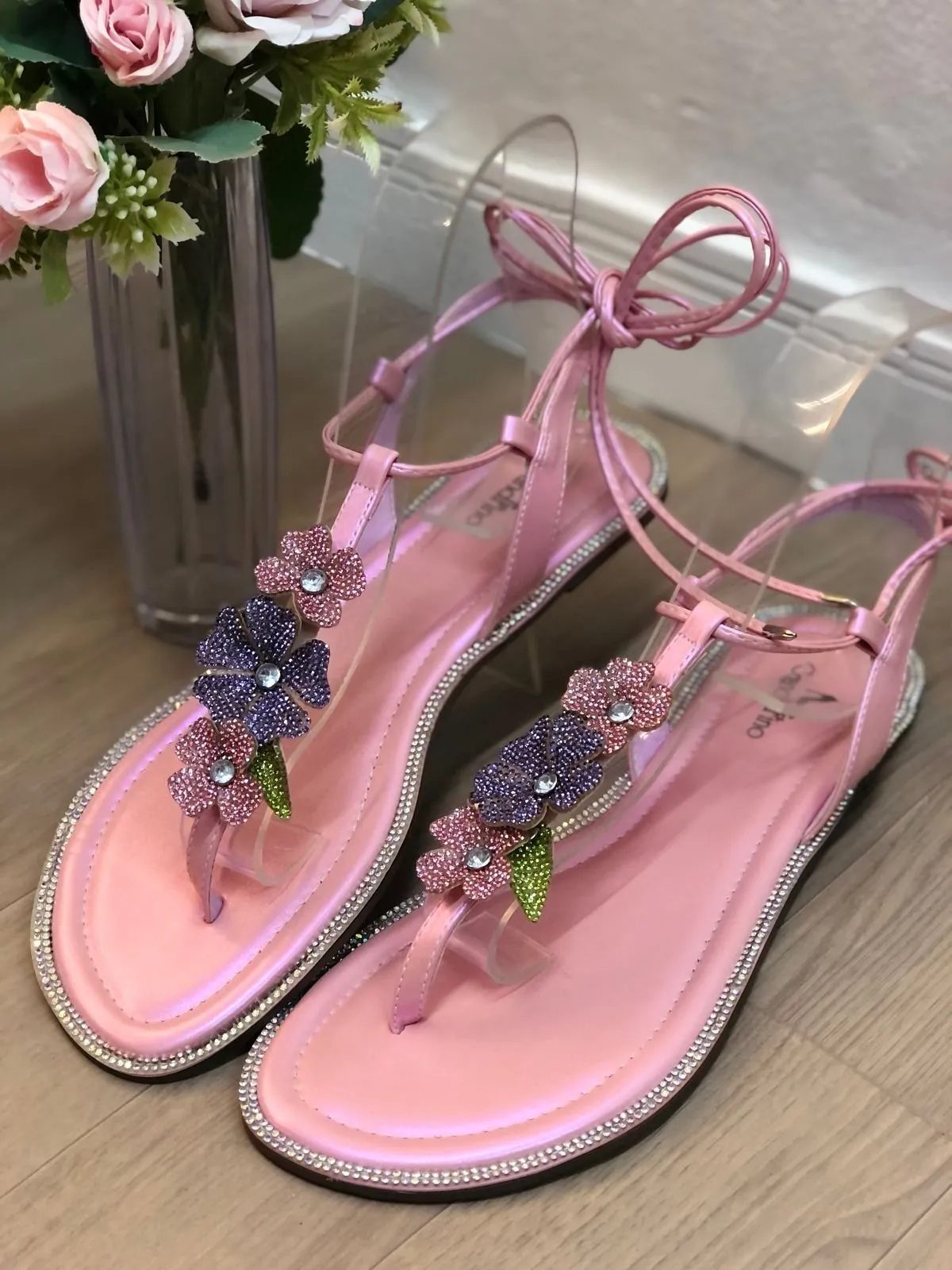 Sandália Rasteira Flora Rosa C/ Strass Fruta Cor Amarração Linha Luxo