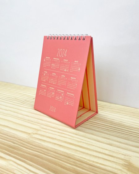 Combo Calendário de mesa + pôster (rosa)