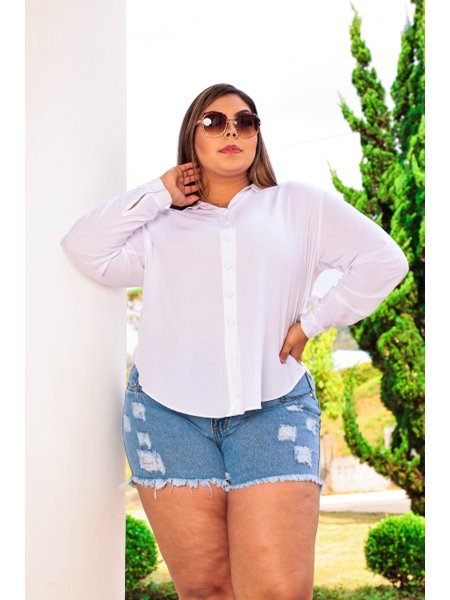 Camiseta Branca Short E Camisa Jeans Bermuda E Camisa Branca