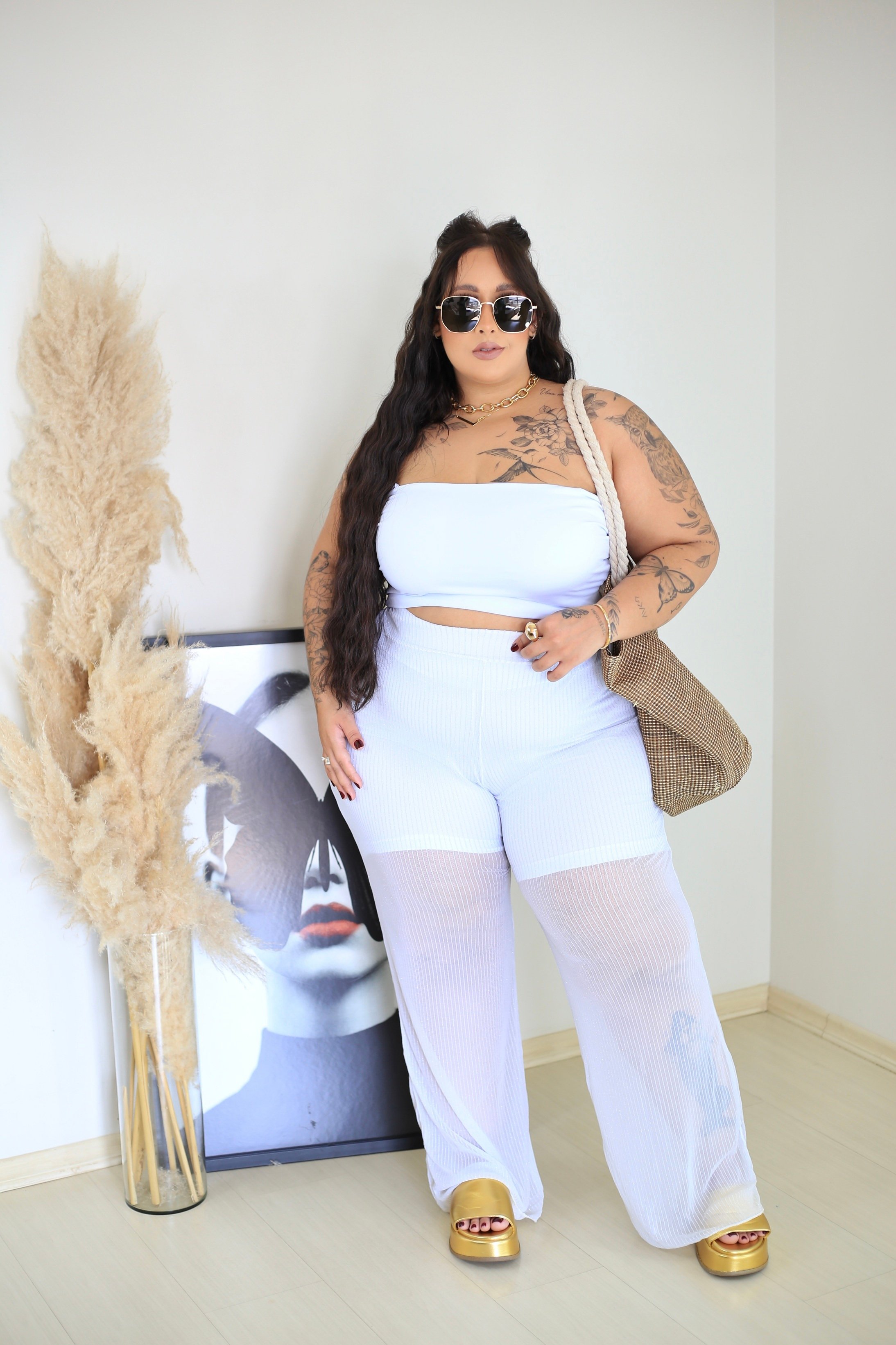 Calça Feminina Plus Size Saída de Praia Pantalona Tule Lurex