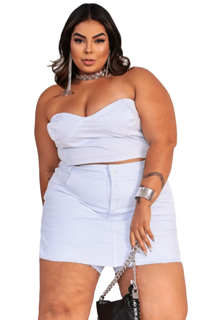 Conjunto Feminino Plus Size Shorts + Cropped Off White