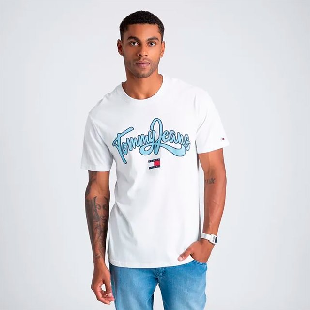 Camiseta Tommy Jeans Masculina Branca College - Loja Battisti