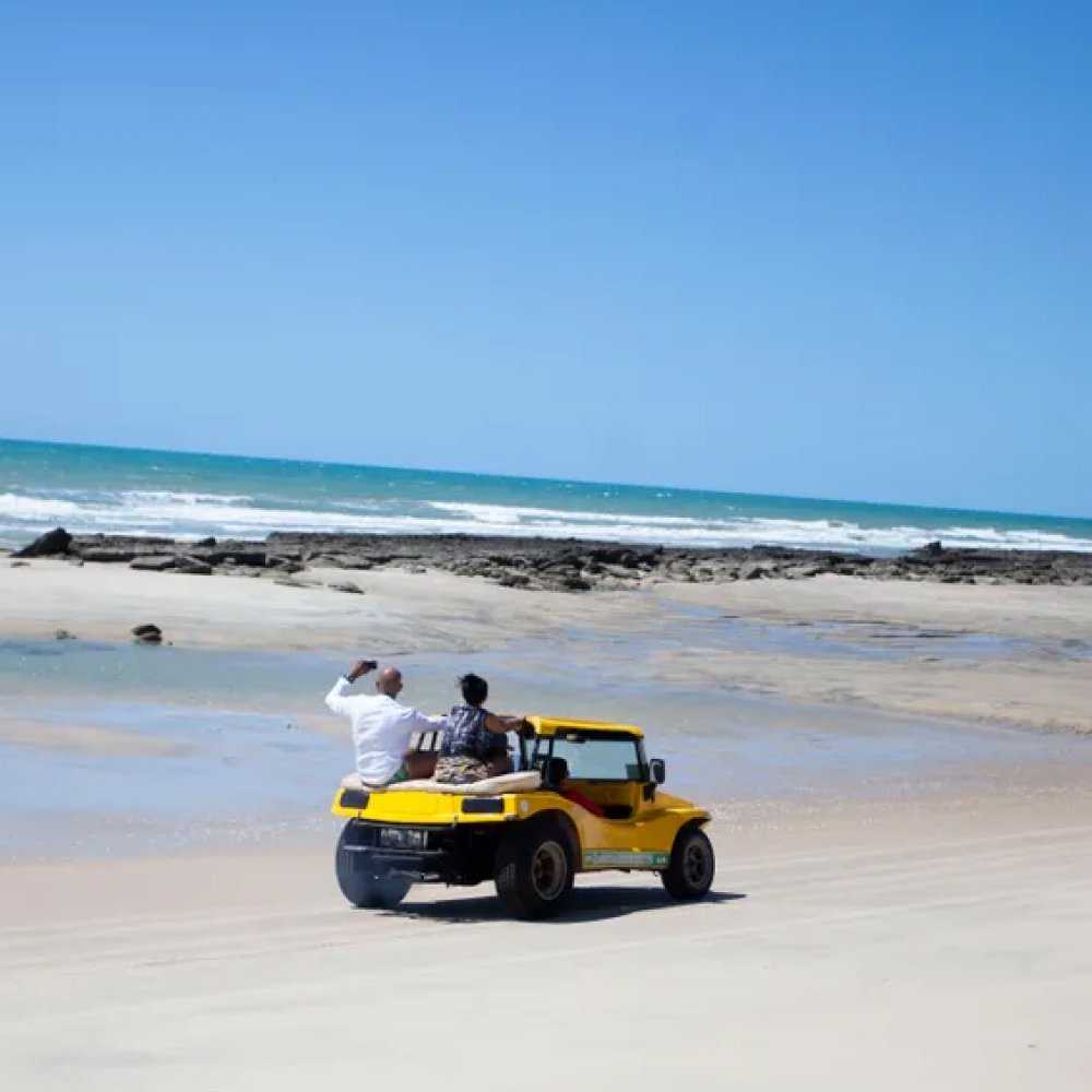 Passeio de Buggy em 2 praias de Fortaleza: Águas Belas e Barra Nova ...
