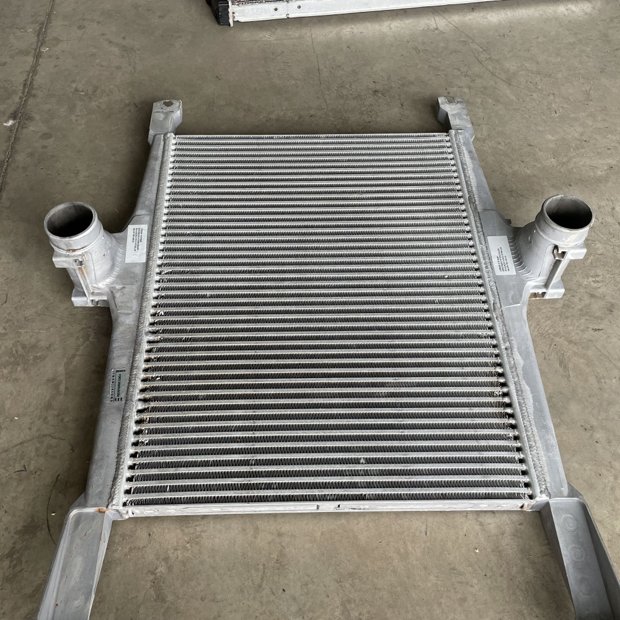 41214448 Intercooler Iveco Stralis | Demolidora Forte