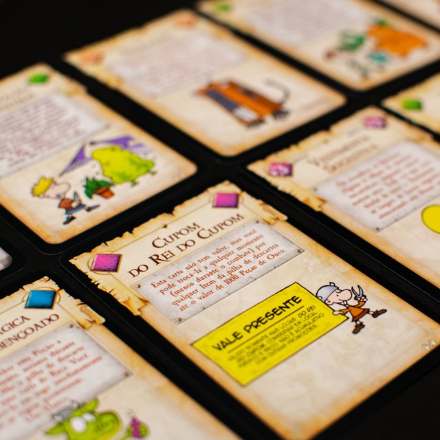 Munchkin 7: Trapaça com Duas Mãos- Expansão Jogo de Cartas