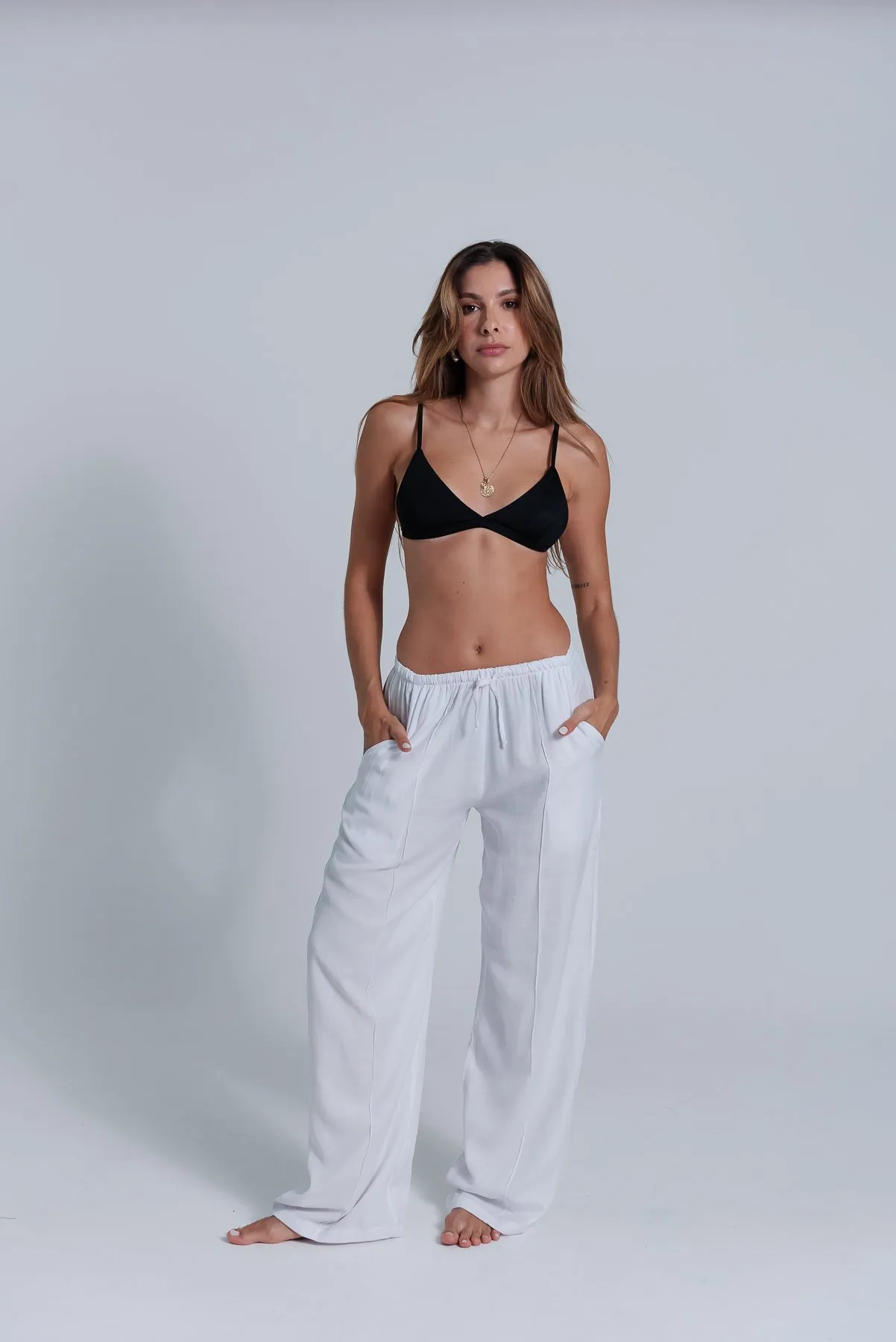 Calça Olívia Branca Cali Store - Main Image