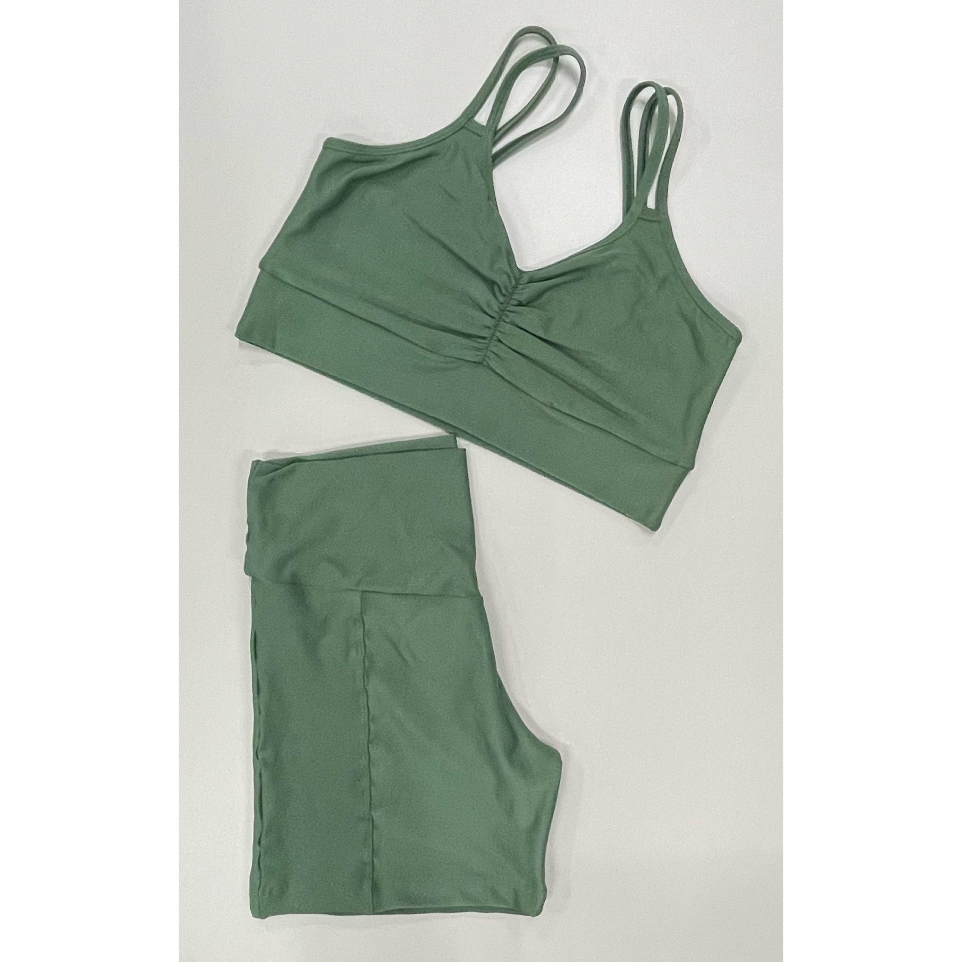 Cj short básico canelado media compressão esmeralda+ top Mari TAM GG ...