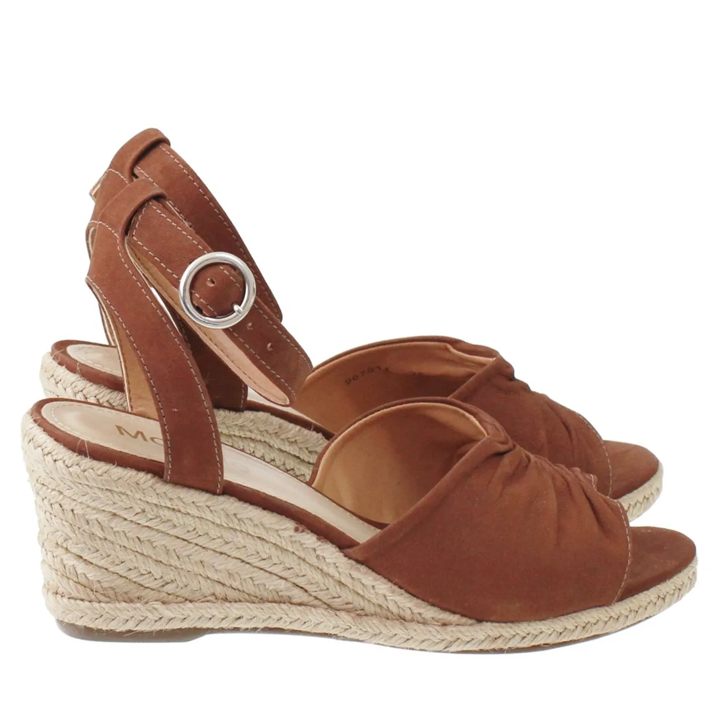 Born ladue best sale platform sandal