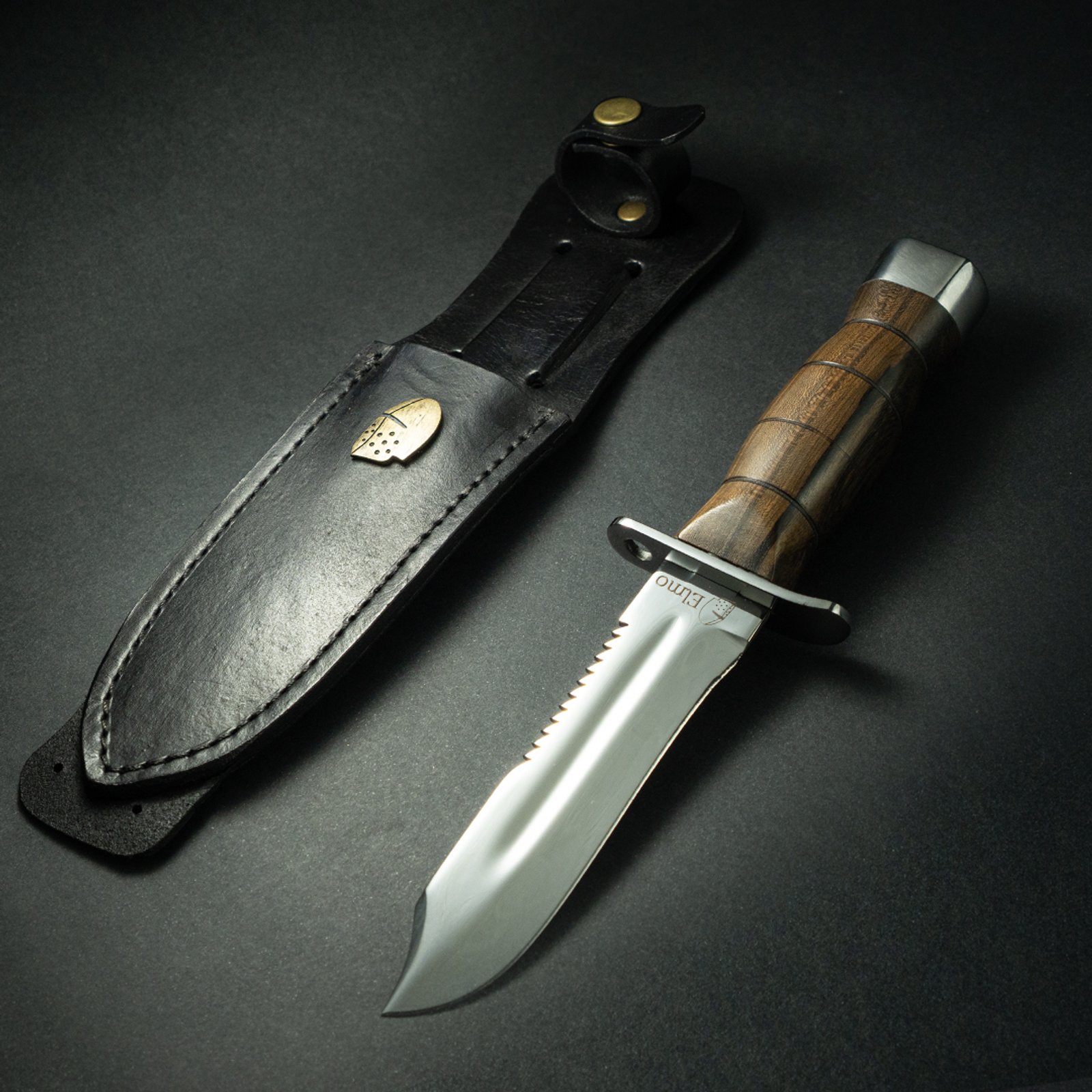 Faca com bainha - visão geral