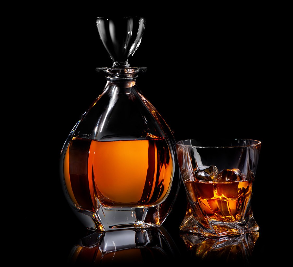 alcoholic-drink-whisky-black-background-jug-516844-1124x1024