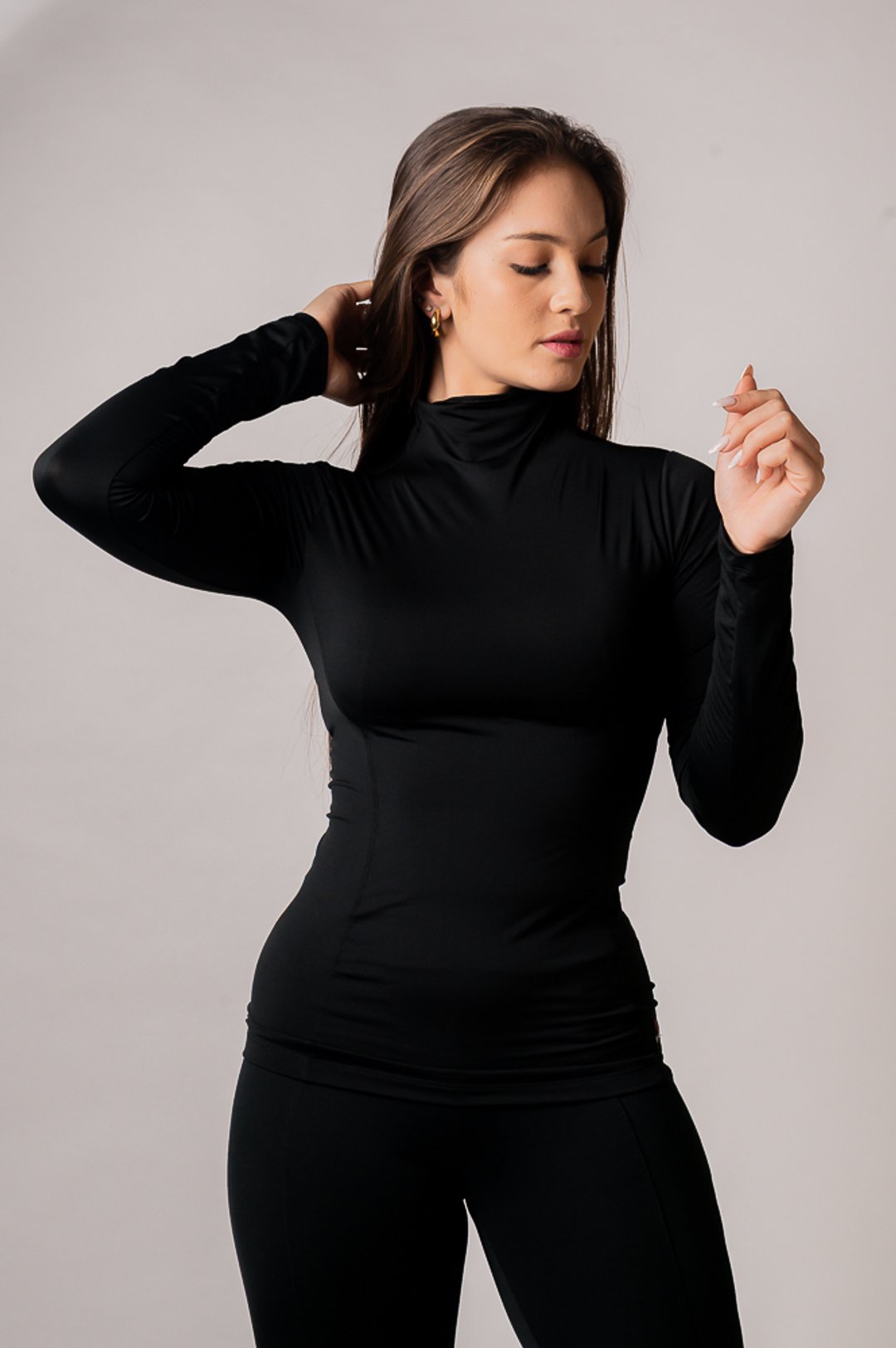 Blusa Segunda Pele Térmica Feminina Com Gola Chaminé Em Tecido