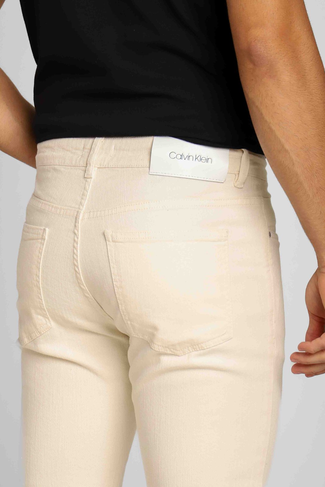 Calça Calvin Klein Pockets Denin Off White