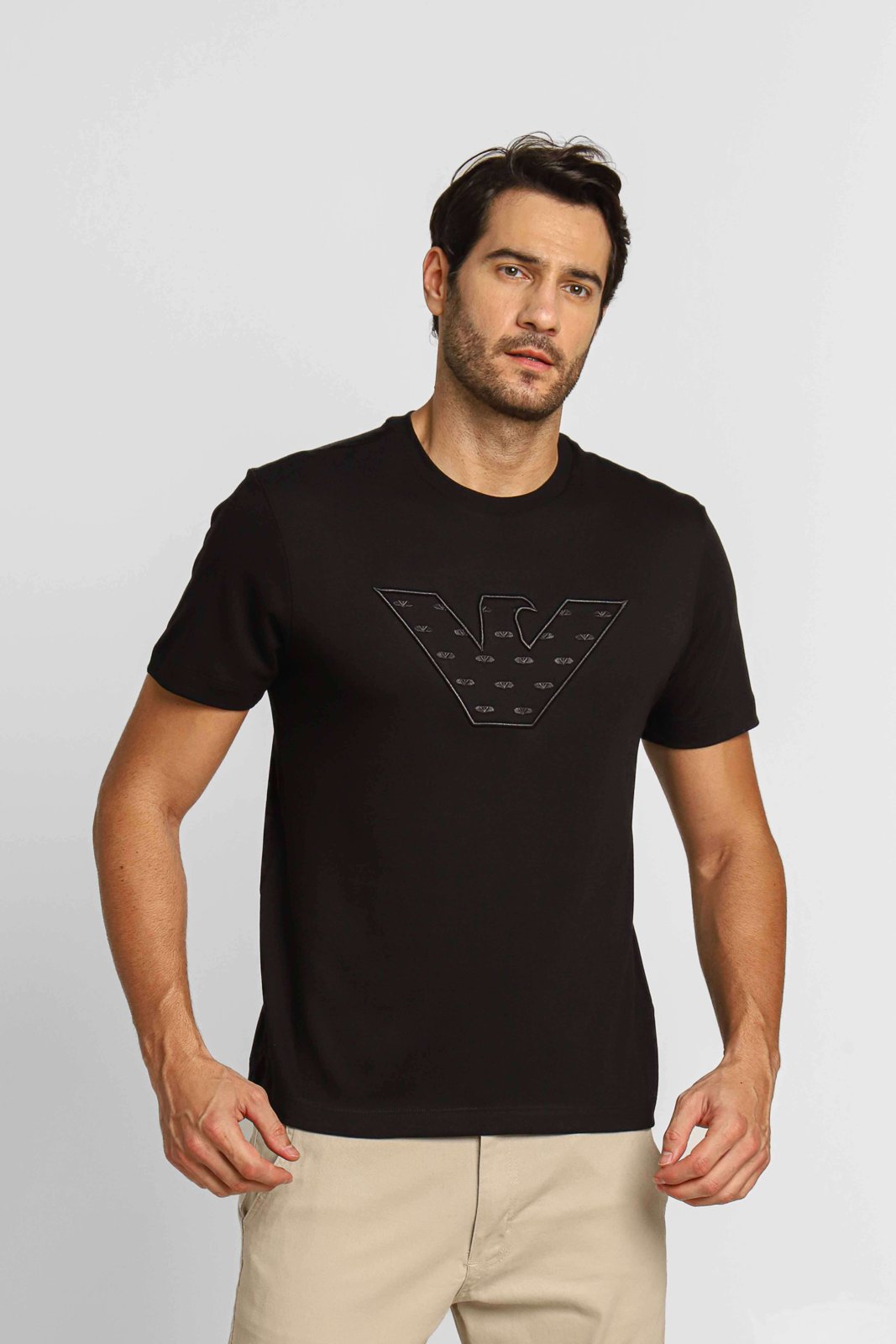 Camiseta Emporio Armani Logo Central Preta Sale Henri Store