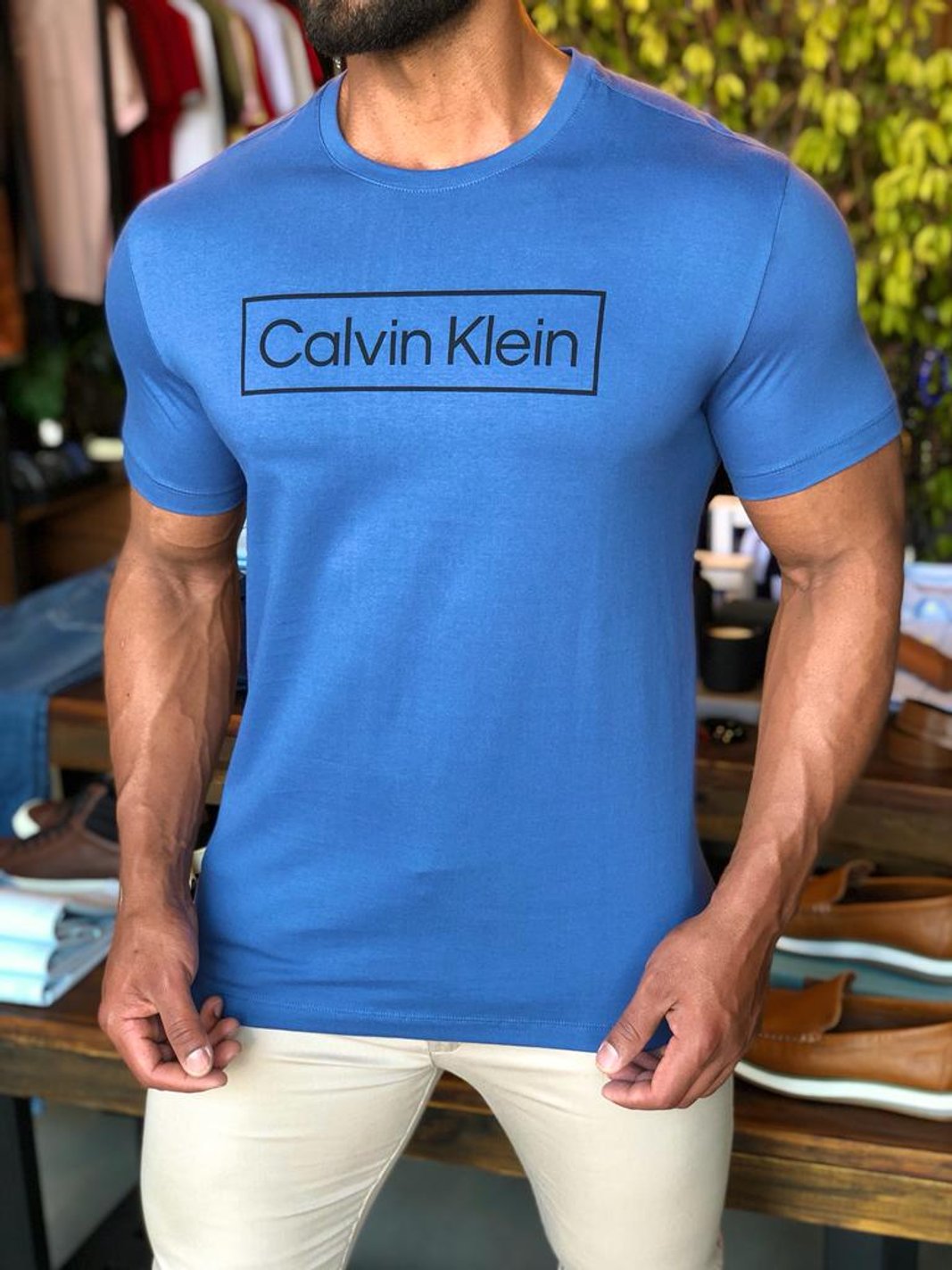 Camiseta Calvin Klein Mc Azul Logo Central Henri Store