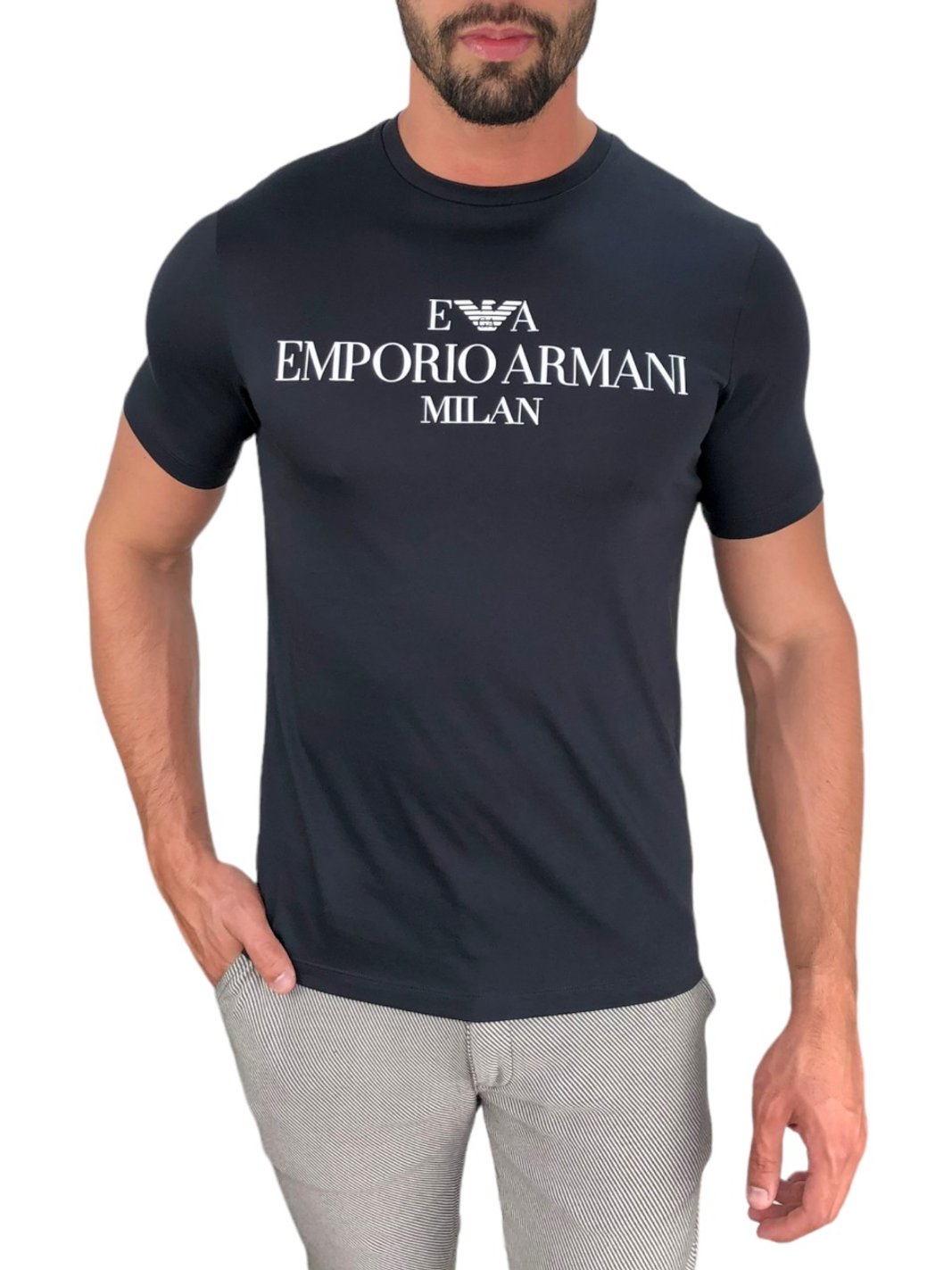 Camiseta Emporio Armani Milan Marinho Henri Store