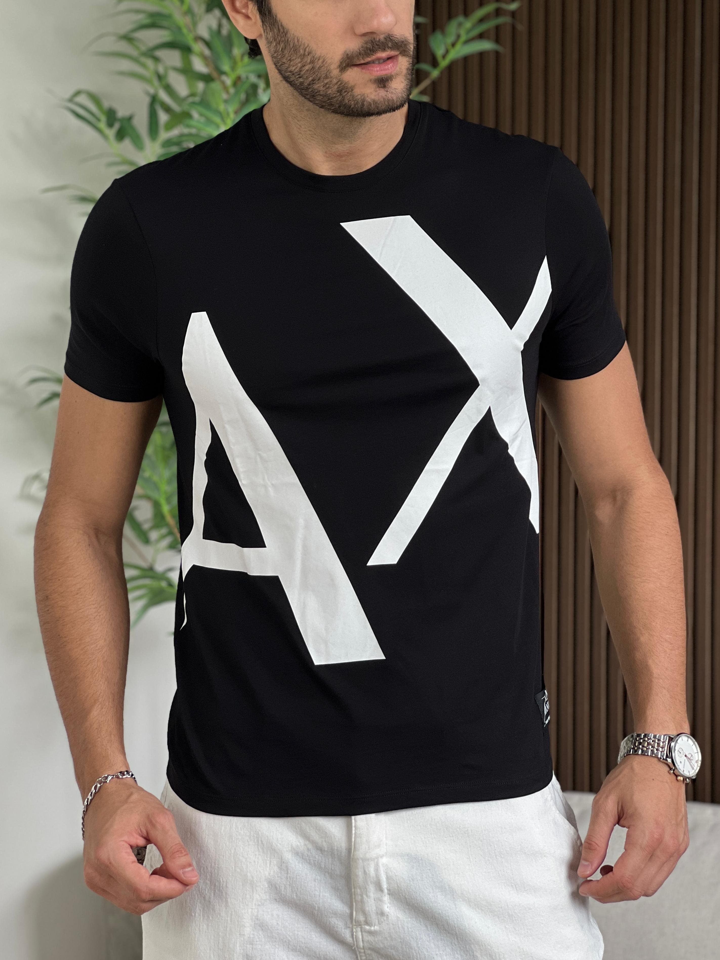 Camiseta Armani Exchange Regular Fit Estampada Preta