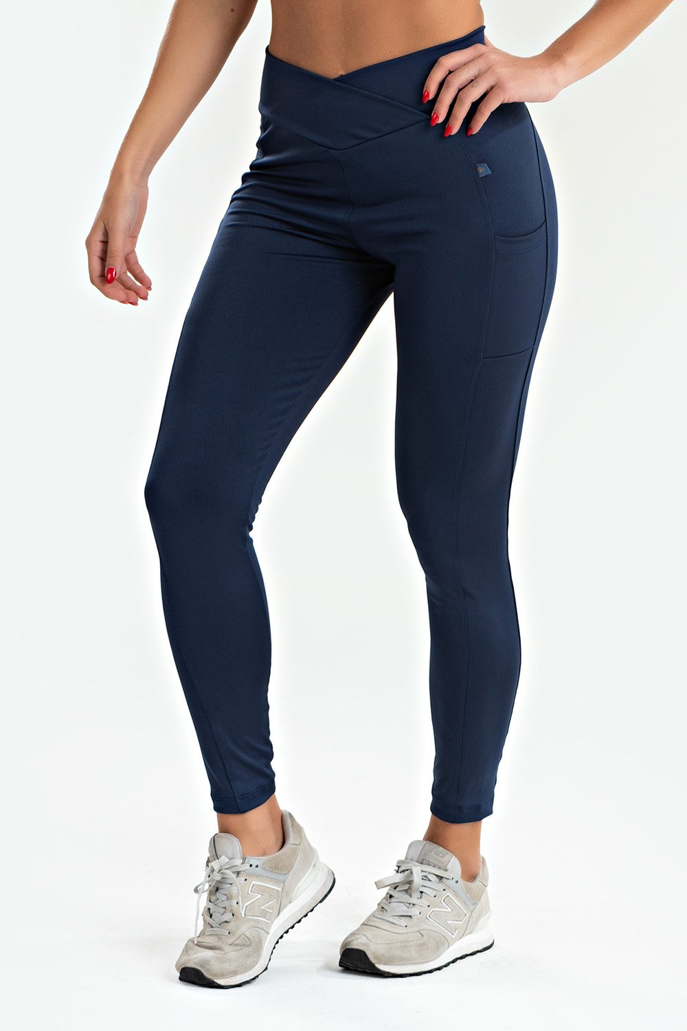 LEGGING ACADEMIA AZUL MARINHO COM BOLSO LATERAL - LINHA BASIC