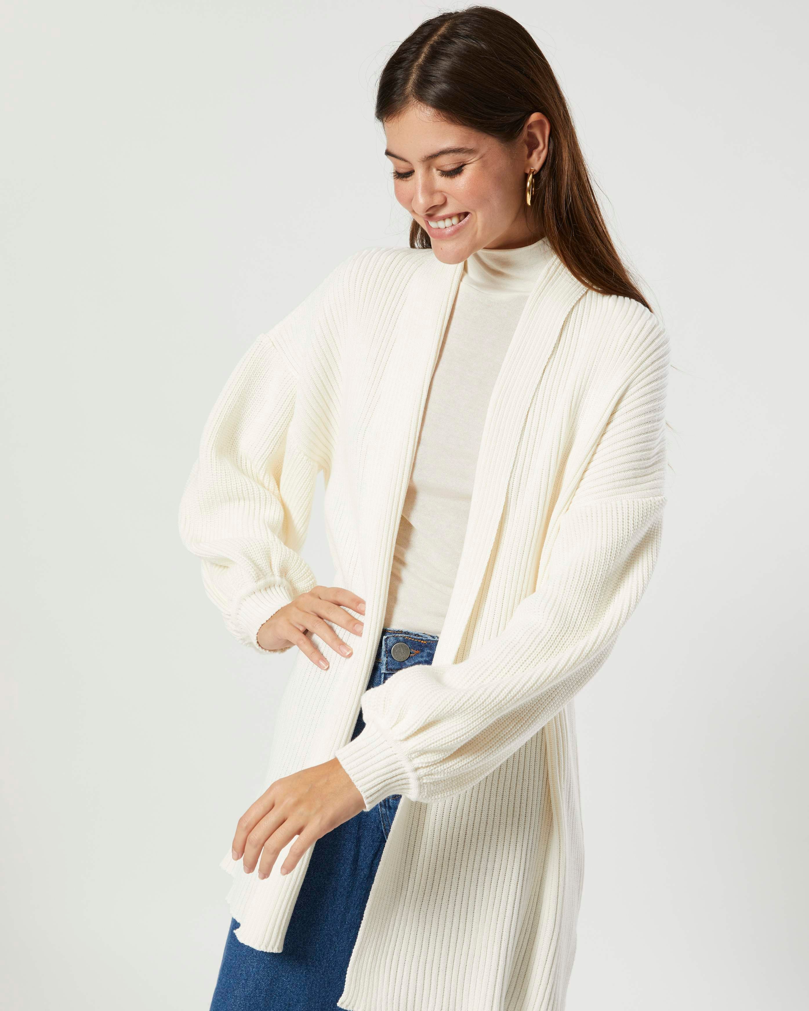 CARDIGAN TRICOT LÍRIO OFF WHITE | Manu Manu Brand
