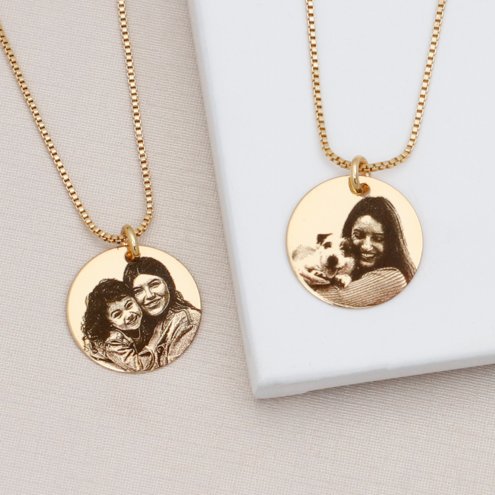 colar-feminino-com-foto-gravacao-personalizado-banhado-a-ouro