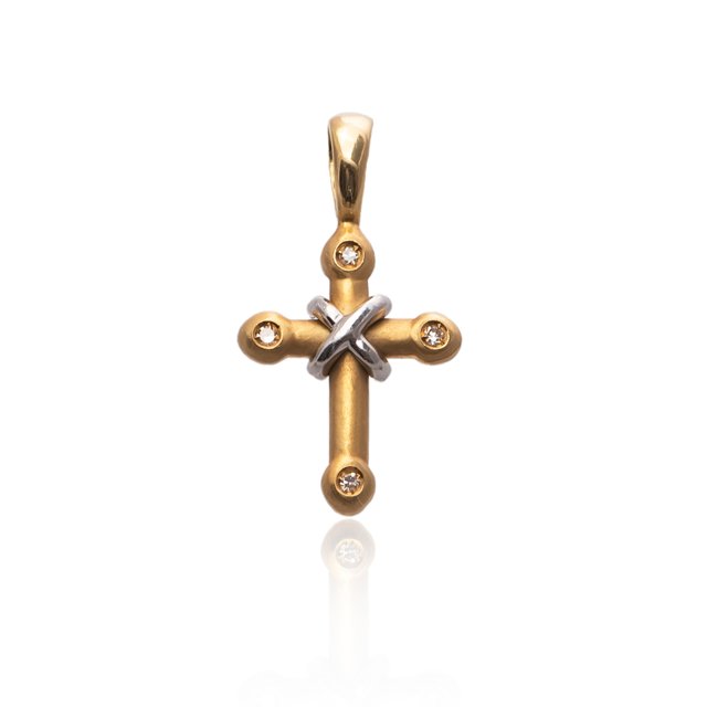 Pingente de Ouro 18K Crucifixo com Diamantes