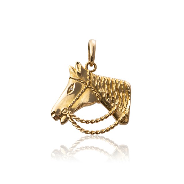 Pingente de Ouro 18K Cabeça de Cavalo com Diamante