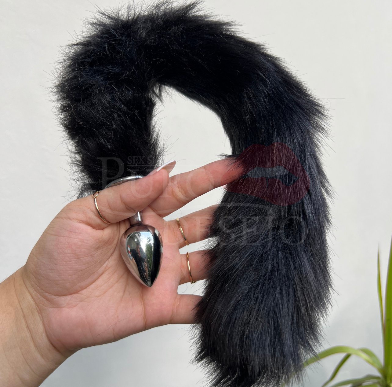 PLUG ANAL COM CALDA / RABO PRETO - TAMANHO P | Puro desejo PLUG ANAL COM CALDA / RABO PRETO - TAMANHO P | Puro desejo